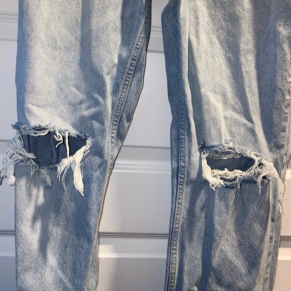 ZARA jeans | RIPPED STRAIGHT JEANS
LIGHT BLUE - REF. 4365/265 - Picture 5 of 10